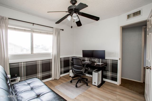 3920 E SOUTH FORK Drive, Phoenix, AZ 85044