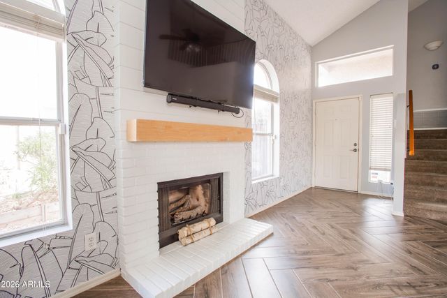 3920 E SOUTH FORK Drive, Phoenix, AZ 85044