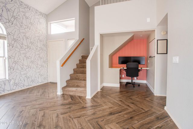 3920 E SOUTH FORK Drive, Phoenix, AZ 85044