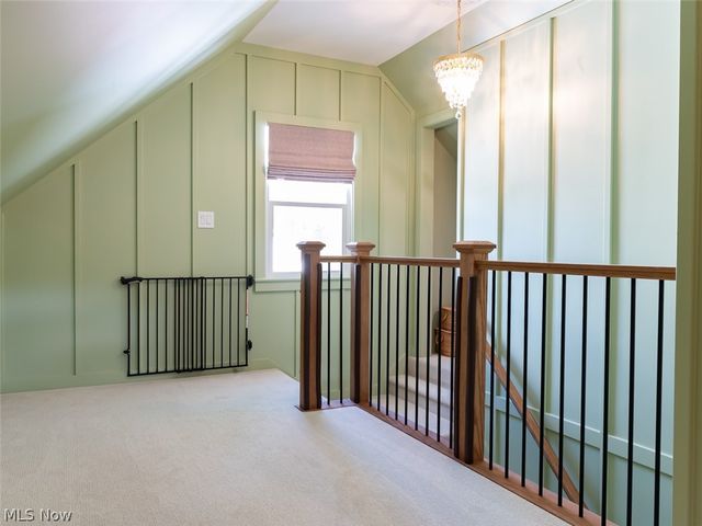 2268 Parkview Drive, Cuyahoga Falls, OH 44223