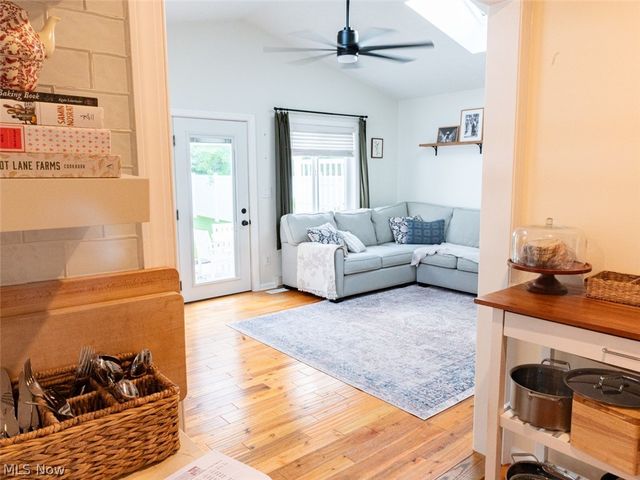 2268 Parkview Drive, Cuyahoga Falls, OH 44223