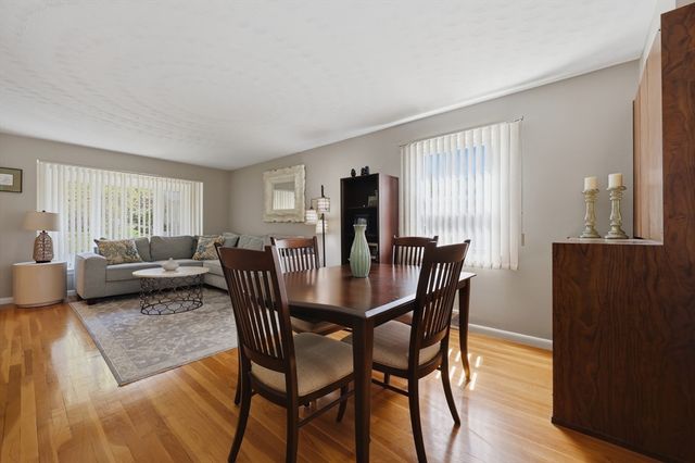 45 Sussex Lane, Worcester, MA 01602