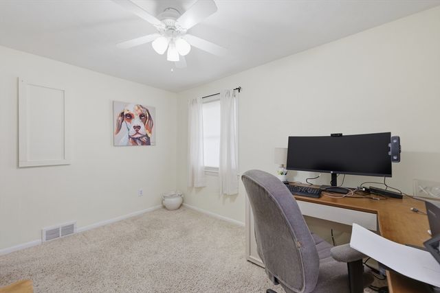 45 Sussex Lane, Worcester, MA 01602