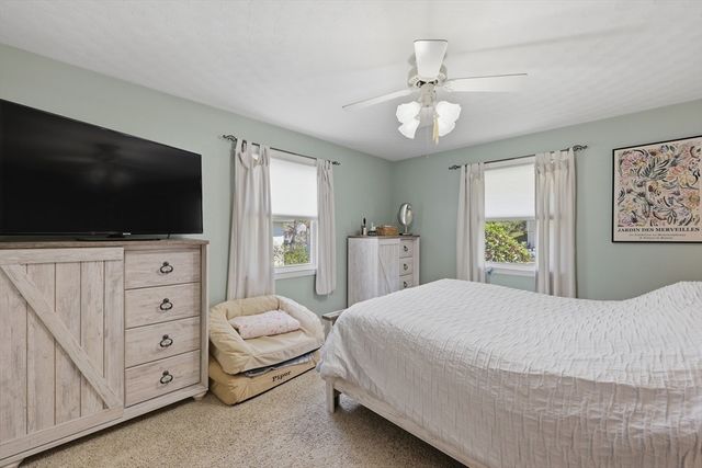 45 Sussex Lane, Worcester, MA 01602