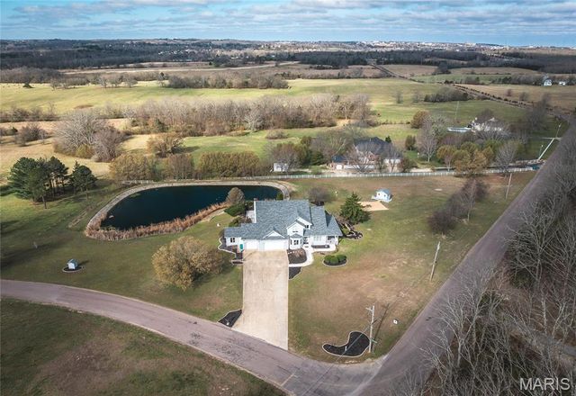 10605 Larson Lane, Rolla, MO 65401