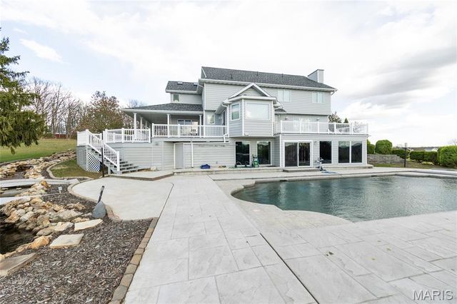 10605 Larson Lane, Rolla, MO 65401