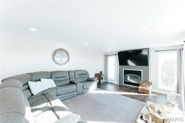 10605 Larson Lane, Rolla, MO 65401