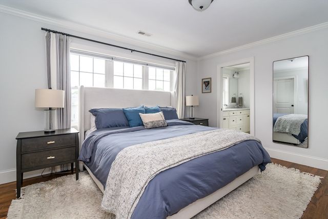 43 Hall St 1, Waltham, MA 02453