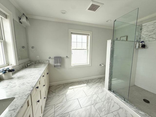 43 Hall St 1, Waltham, MA 02453