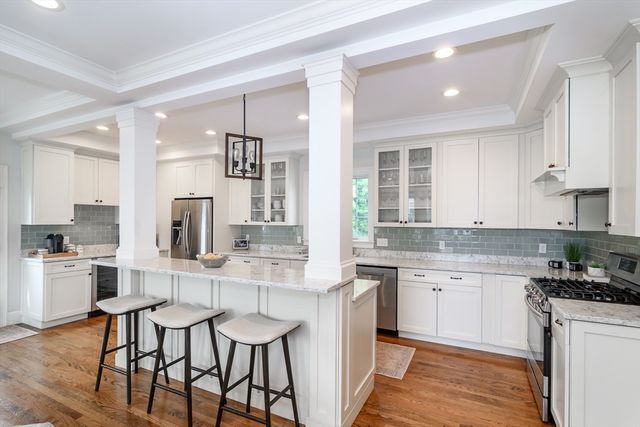 43 Hall St 1, Waltham, MA 02453