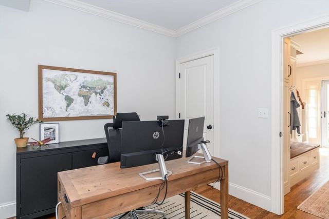 43 Hall St 1, Waltham, MA 02453