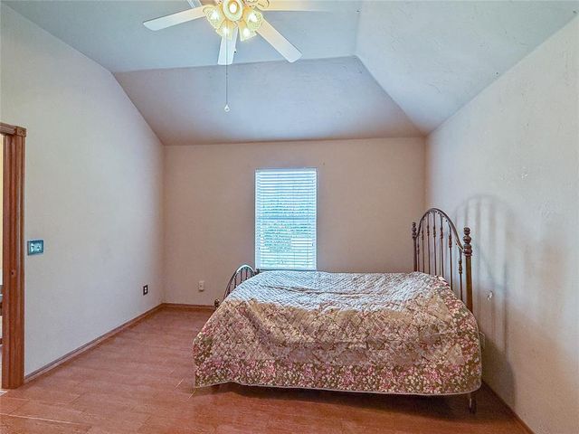 398 NE 9th Place, Newcastle, OK 73065