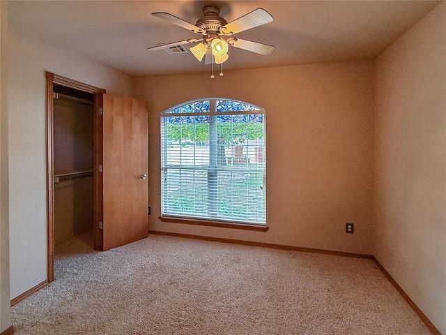 398 NE 9th Place, Newcastle, OK 73065