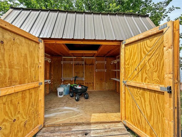 398 NE 9th Place, Newcastle, OK 73065