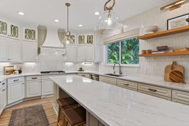 19954 Loxahatchee Pointe Drive, Jupiter, FL 33458