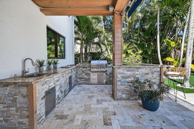 19954 Loxahatchee Pointe Drive, Jupiter, FL 33458