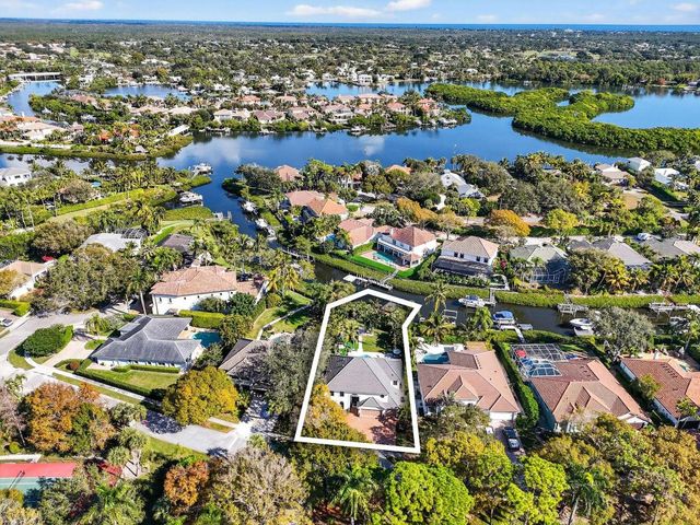 19954 Loxahatchee Pointe Drive, Jupiter, FL 33458