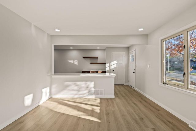 9610 W Rio STREET, Milwaukee, WI 53225