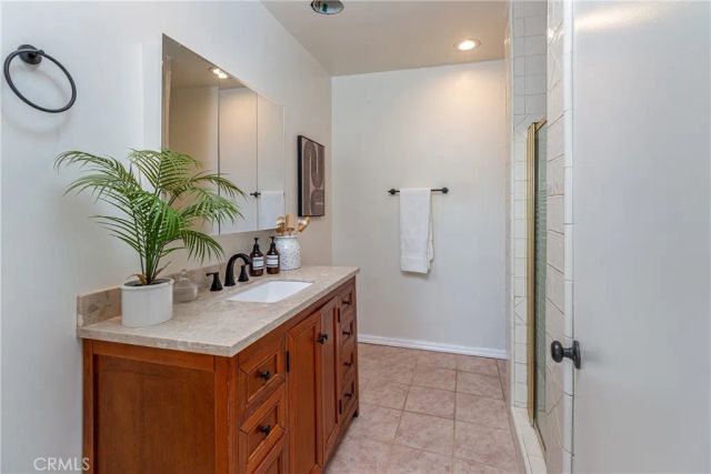 2436 N Lincoln, Burbank, CA 91504