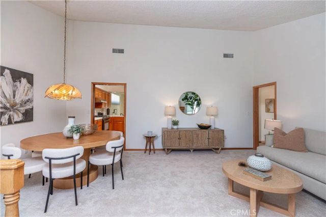 2436 N Lincoln, Burbank, CA 91504