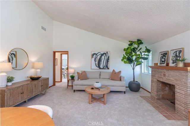 2436 N Lincoln, Burbank, CA 91504