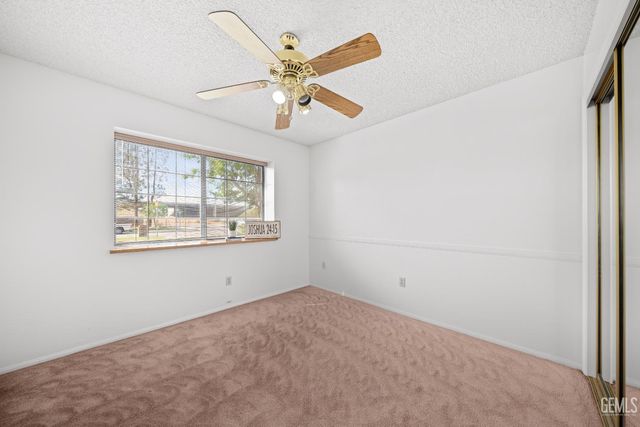 11216 Aimee Way, Bakersfield, CA 93312