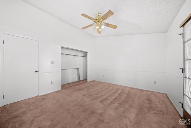 11216 Aimee Way, Bakersfield, CA 93312