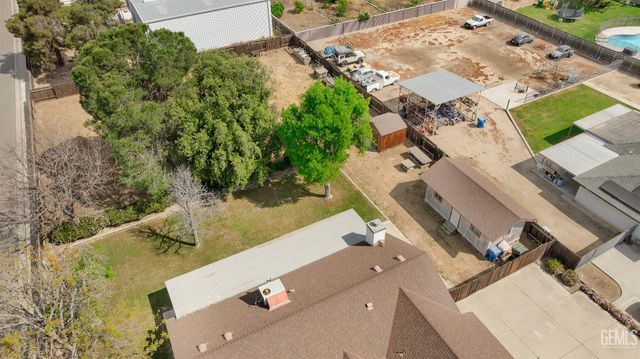 11216 Aimee Way, Bakersfield, CA 93312