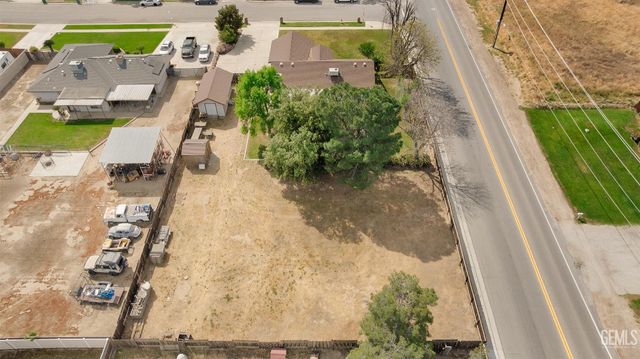11216 Aimee Way, Bakersfield, CA 93312