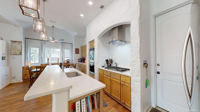 795 Persimmon, Bulverde, TX 78163