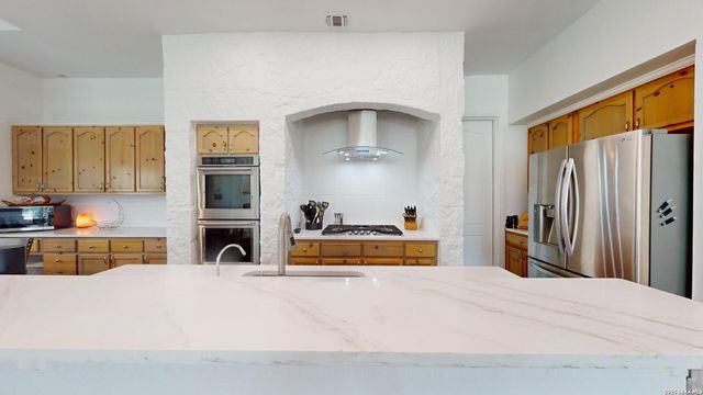 795 Persimmon, Bulverde, TX 78163