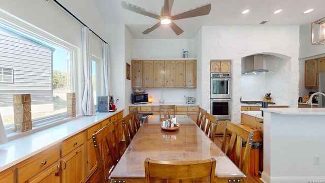 795 Persimmon, Bulverde, TX 78163