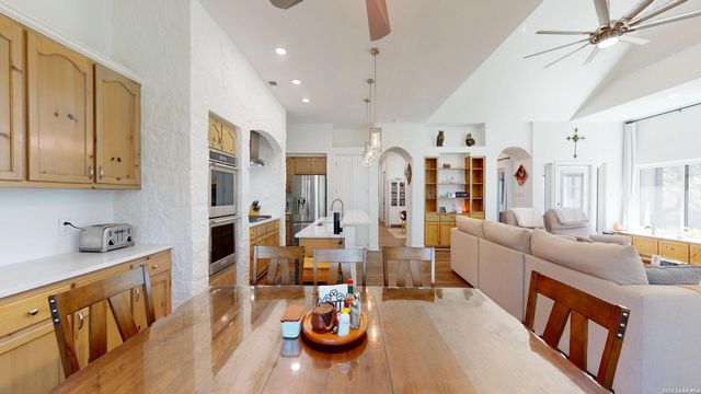 795 Persimmon, Bulverde, TX 78163