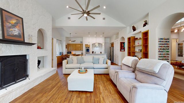 795 Persimmon, Bulverde, TX 78163