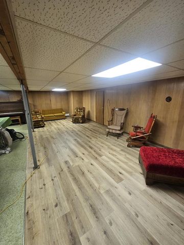 401 Spencer Street, Woodman, WI 53827