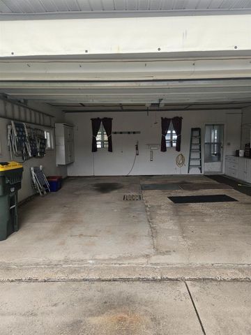 401 Spencer Street, Woodman, WI 53827