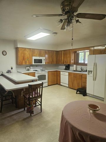 401 Spencer Street, Woodman, WI 53827