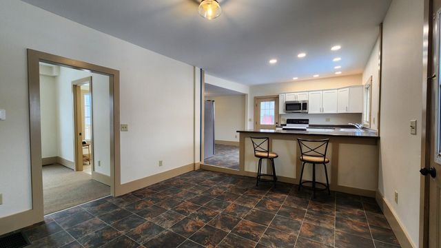 95 Autumn Street, Newport City, VT 05855