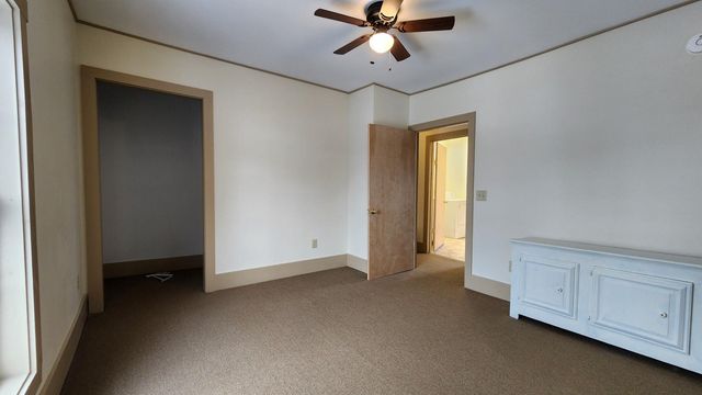 95 Autumn Street, Newport City, VT 05855