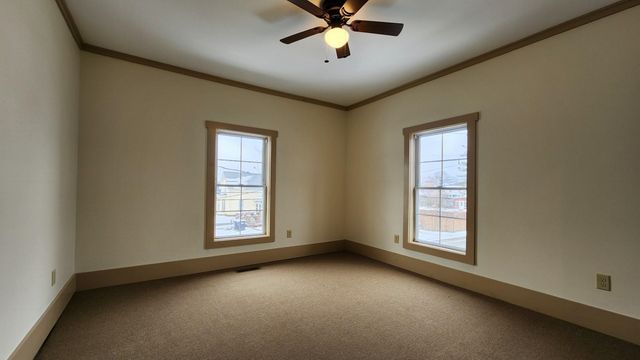 95 Autumn Street, Newport City, VT 05855