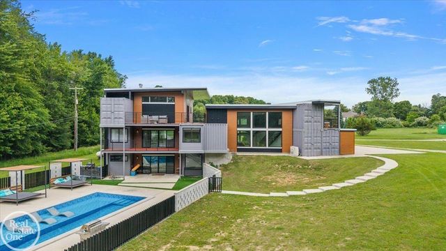 850 Frick Road, Addison Twp, MI 48367