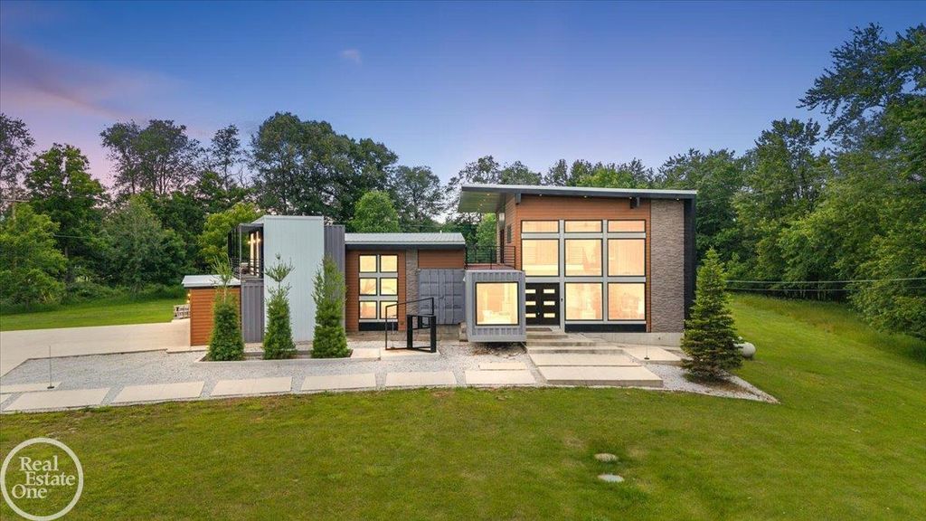 850 Frick Road, Addison Twp, MI 48367
