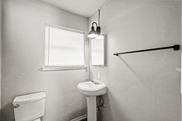 8118 Panay Drive, Houston, TX 77033