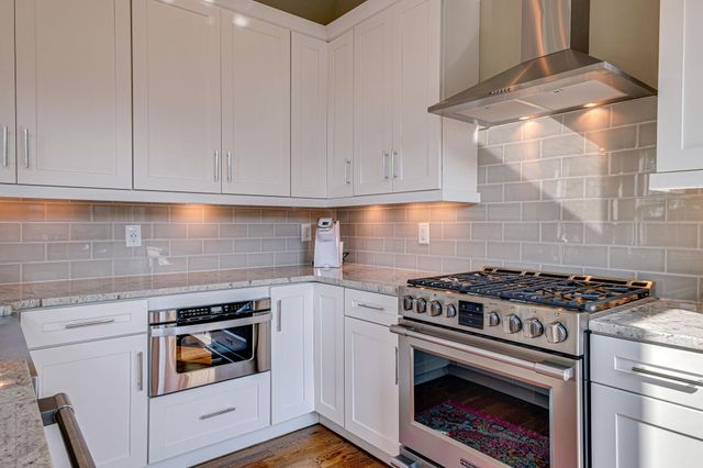 1313 5Th Ave N Ste 8, Nashville, TN 37208