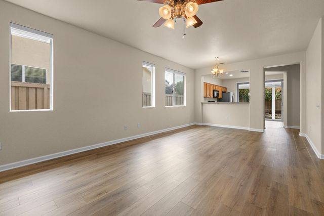 1308 Tiger Lily Ln, Lincoln, CA 95648