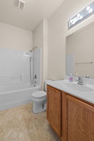 1308 Tiger Lily Ln, Lincoln, CA 95648