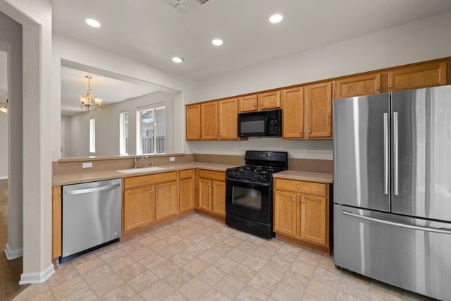 1308 Tiger Lily Ln, Lincoln, CA 95648