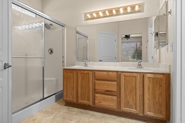 1308 Tiger Lily Ln, Lincoln, CA 95648