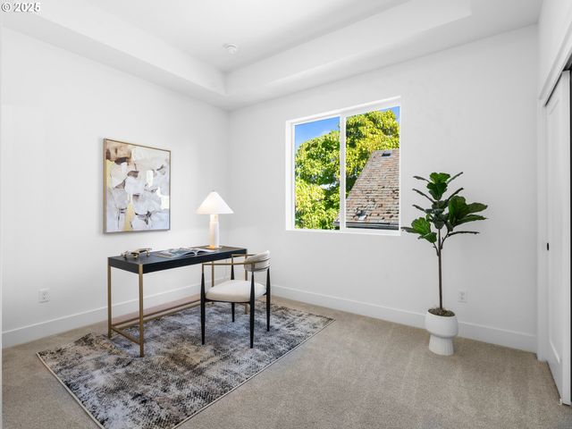 1873 Se Tacoma St, Portland, OR 97202