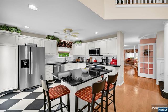 474 Green Mountain Road, Mahwah, NJ 07430